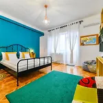 Rex Nest Apartamento *